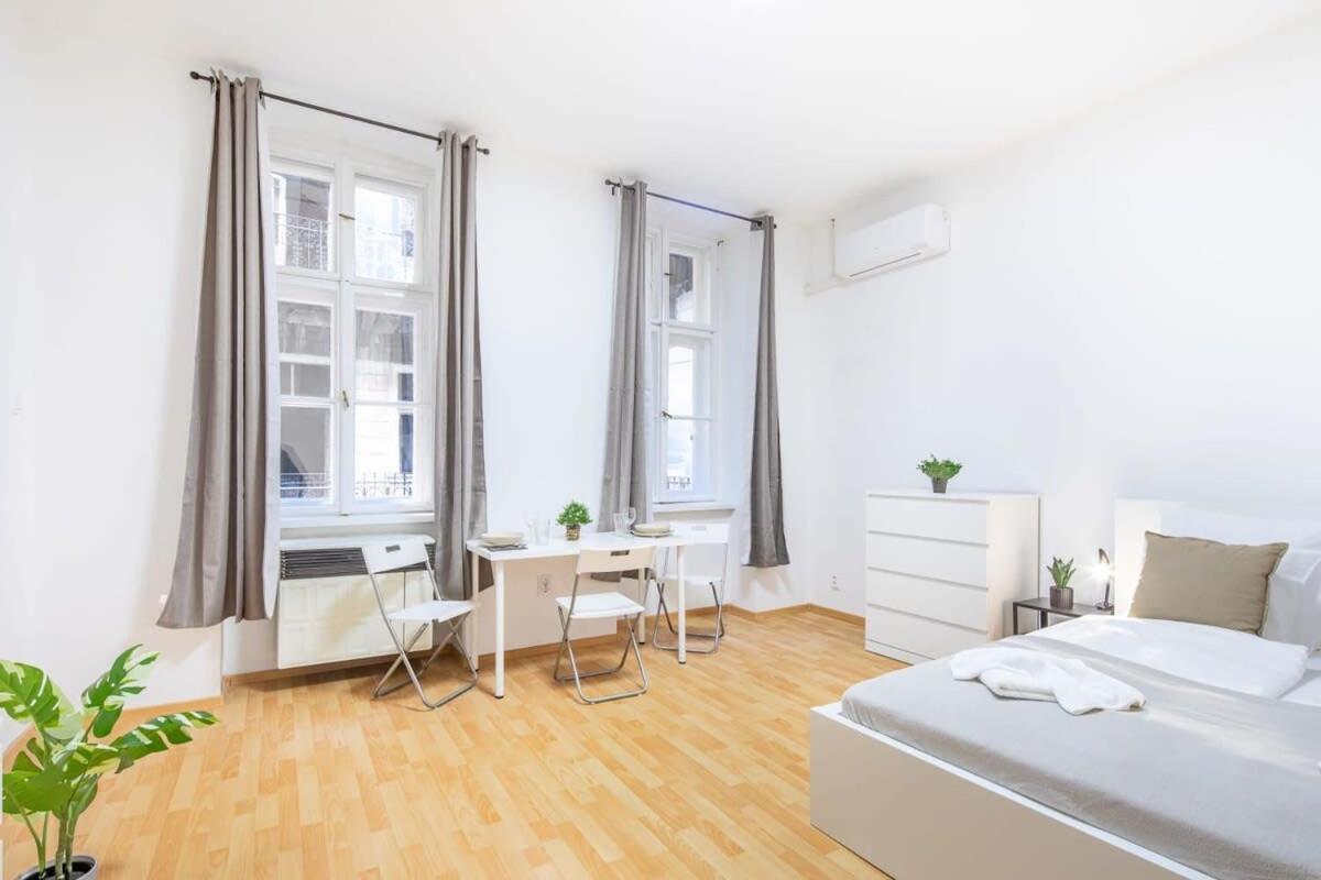 Very Central Convenient Flat Budapeşte Dış mekan fotoğraf