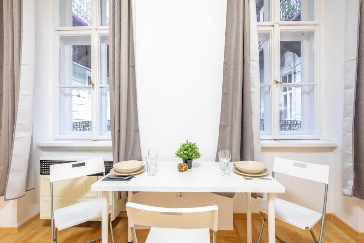Very Central Convenient Flat Budapeşte Dış mekan fotoğraf